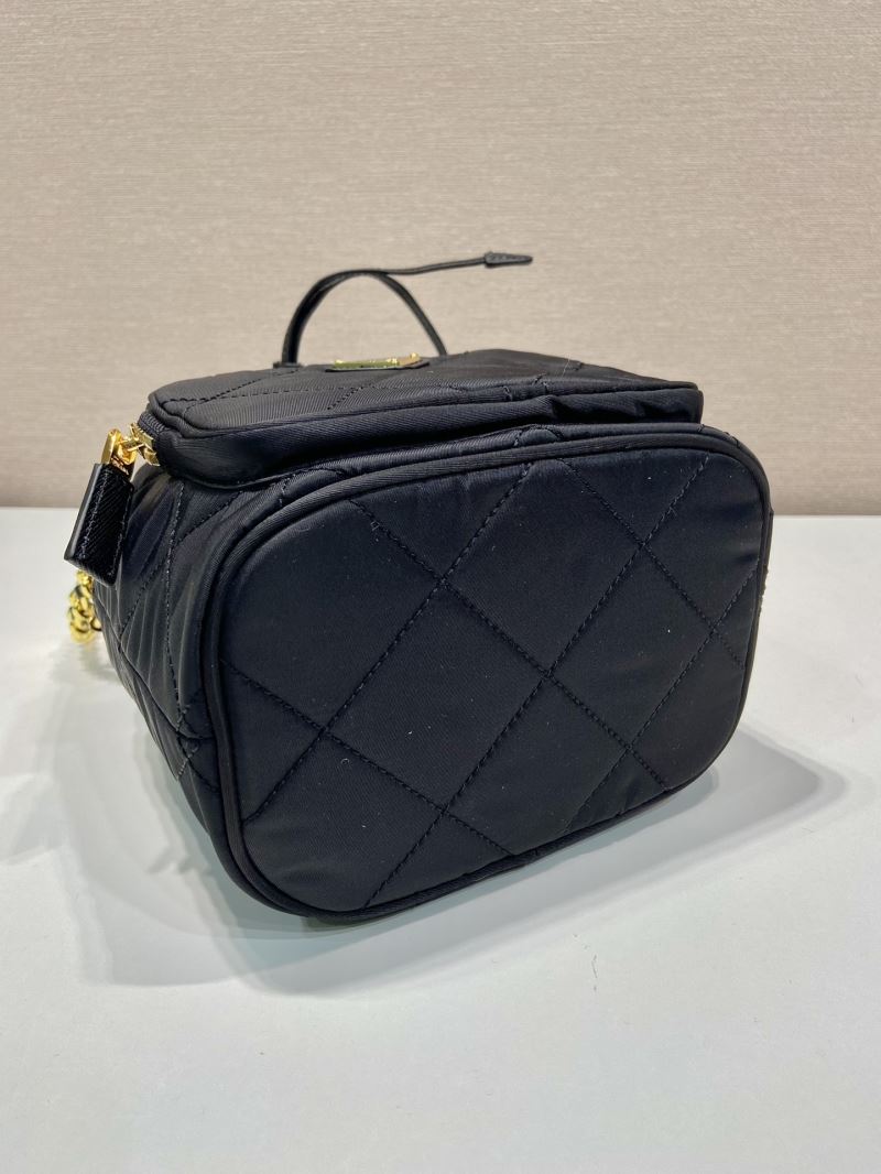 Pra*a bucket bags